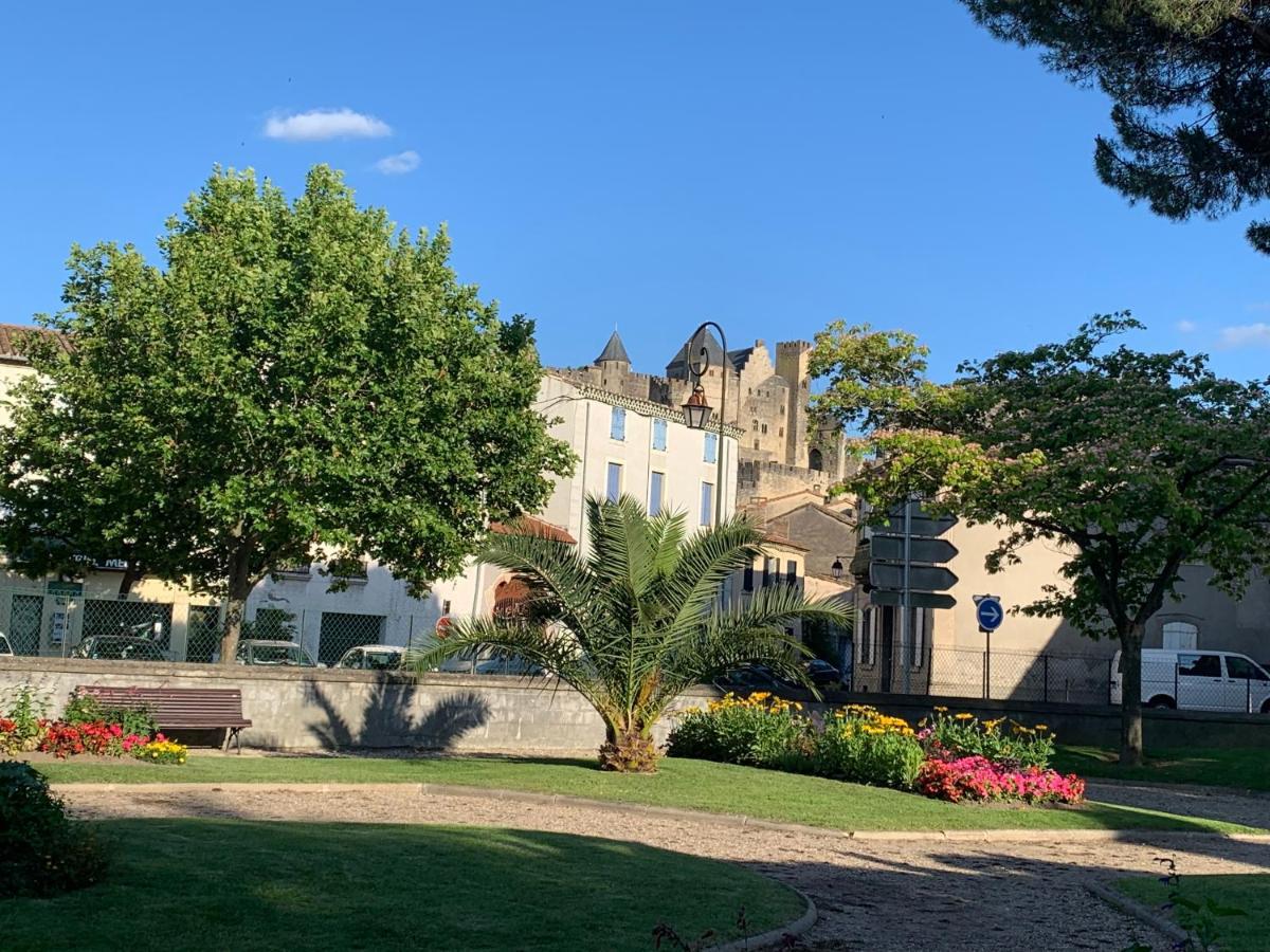C'Est Une Maison Bleue Carcassonne Bagian luar foto