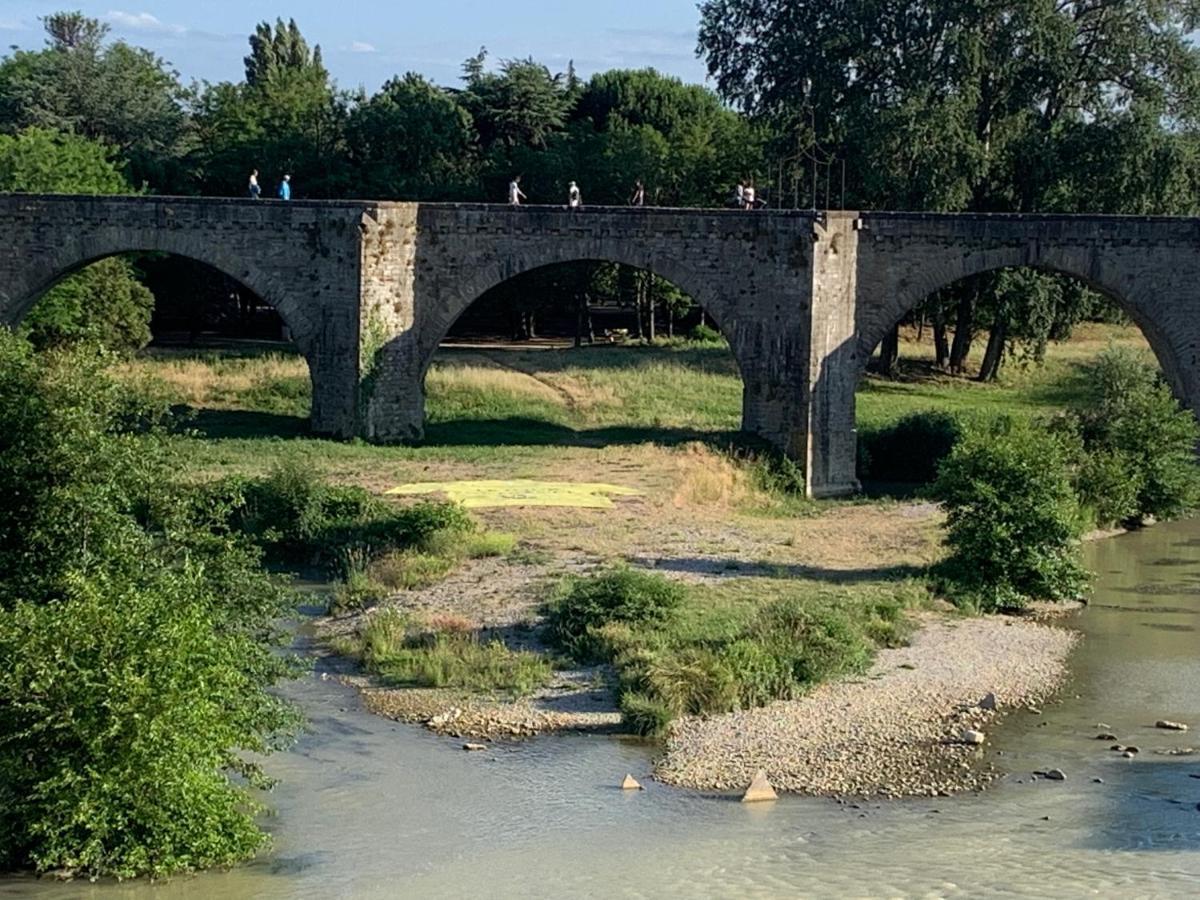 C'Est Une Maison Bleue Carcassonne Bagian luar foto
