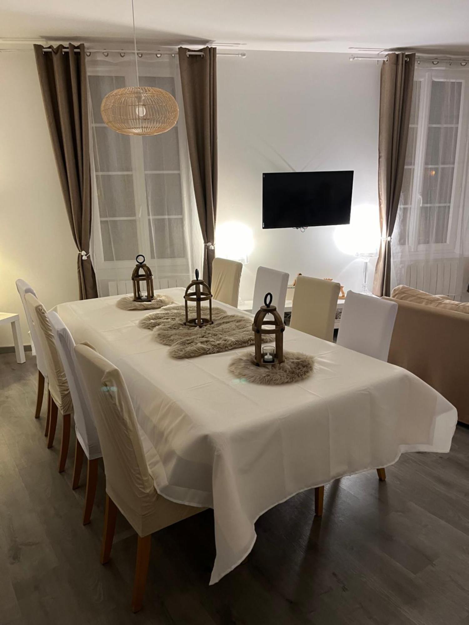 C'Est Une Maison Bleue Carcassonne Bagian luar foto